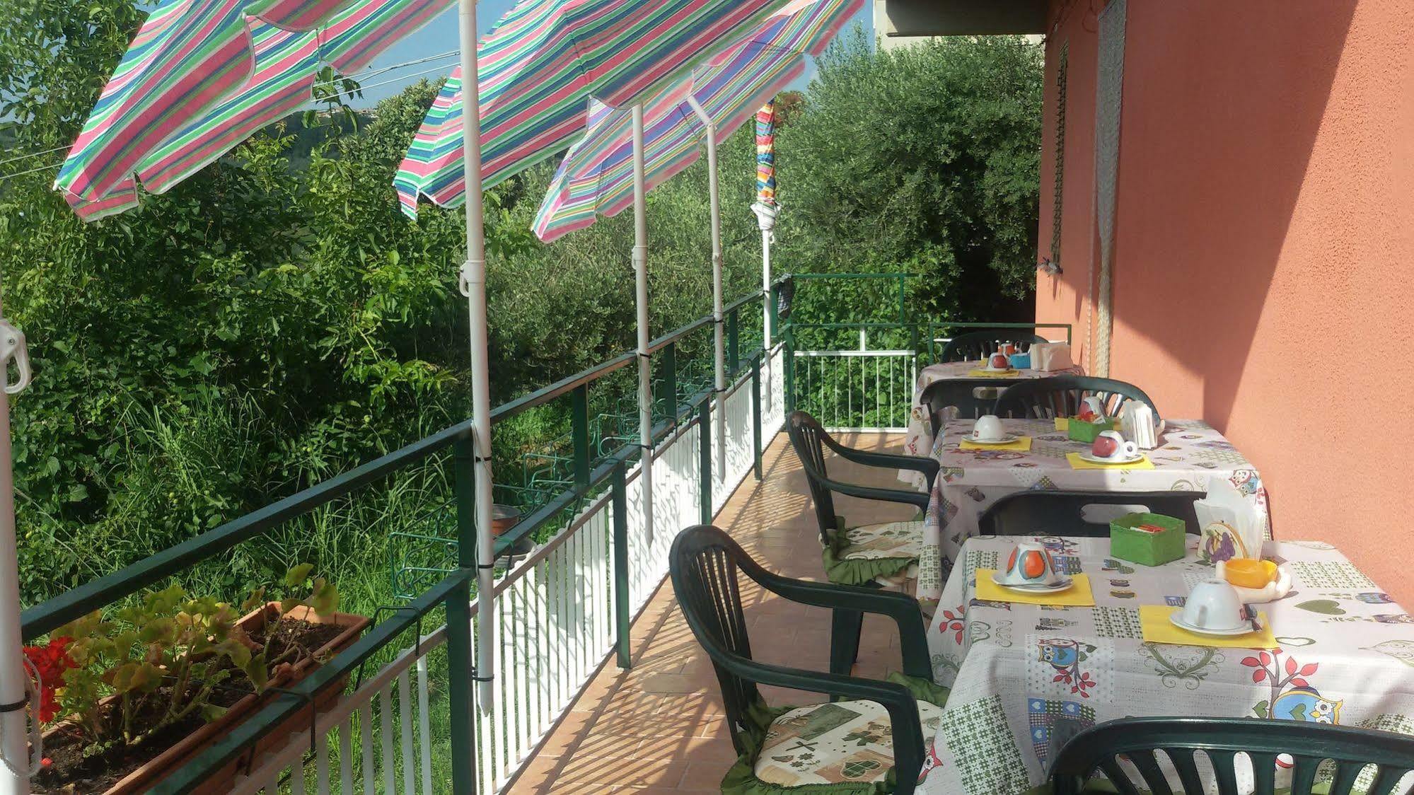 B&B Santa Lucia Silvi Paese Εξωτερικό φωτογραφία